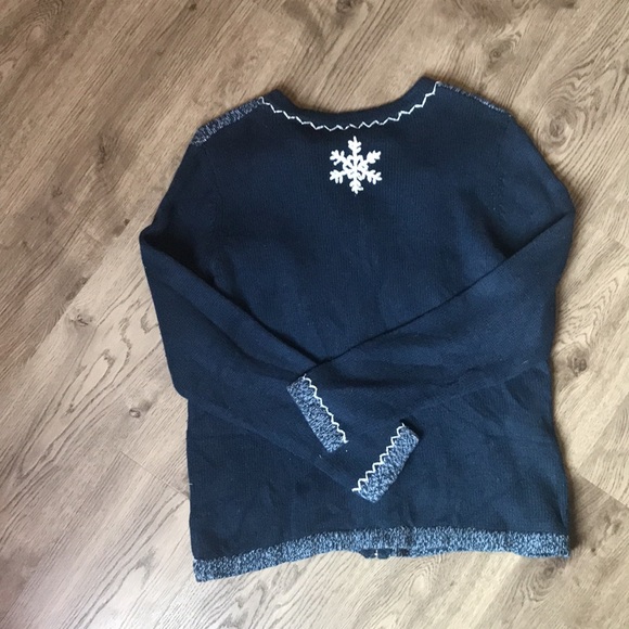 Christmas Santa Sweater - Picture 3 of 3